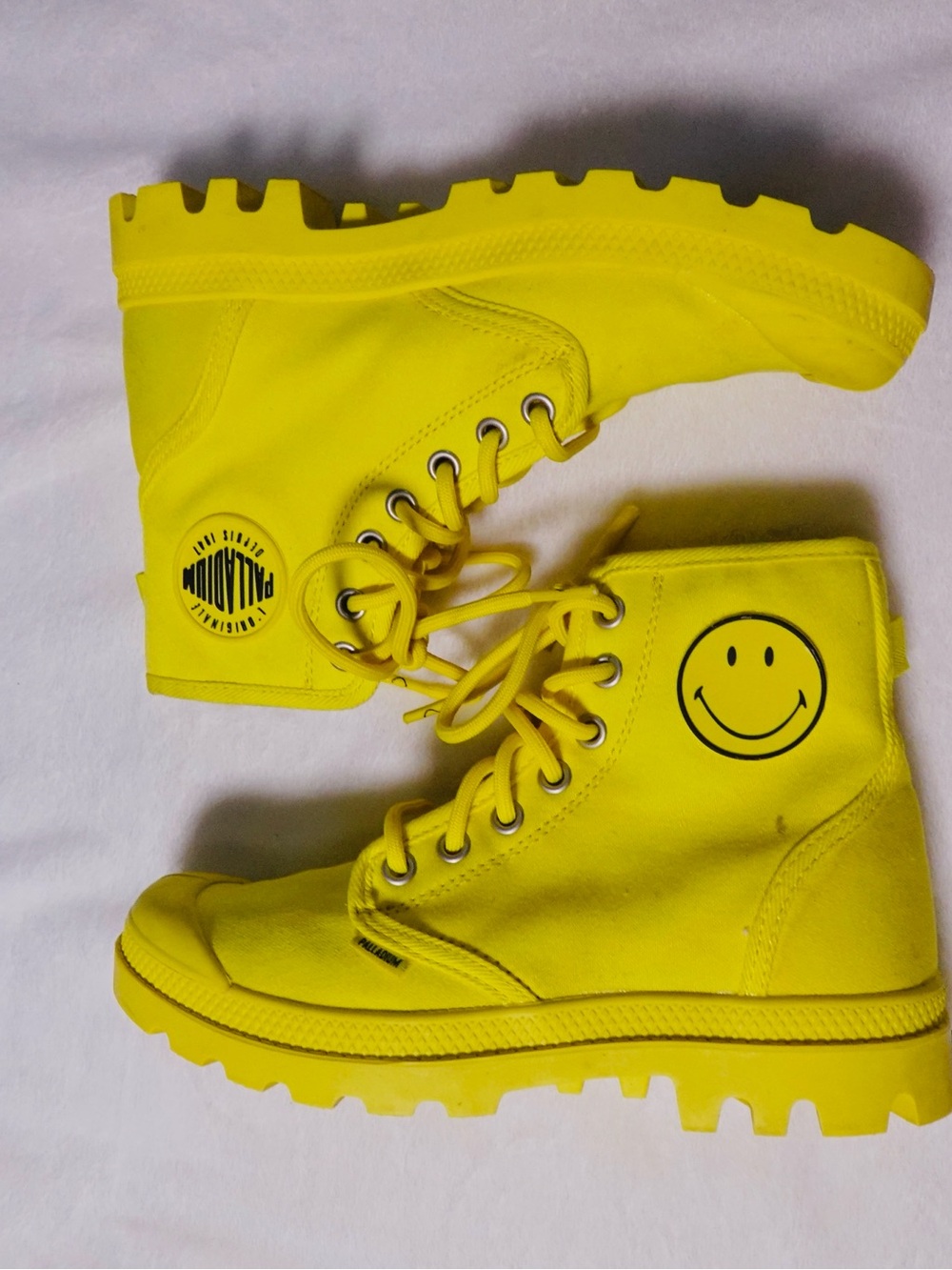 PALLADIUM PAMPA SMILEY FEST BAG BLAZING YELLOW - 5.5